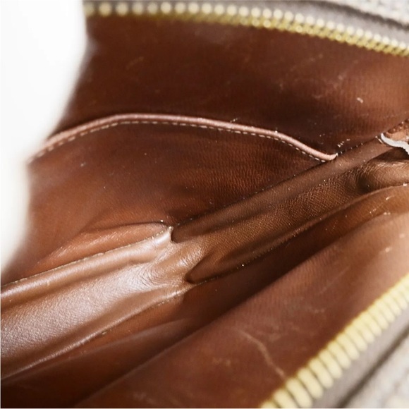 ✅AUTHENTIC✅LOUIS VUITTON AMAZON CROSSBODY BAG - Picture 10 of 17